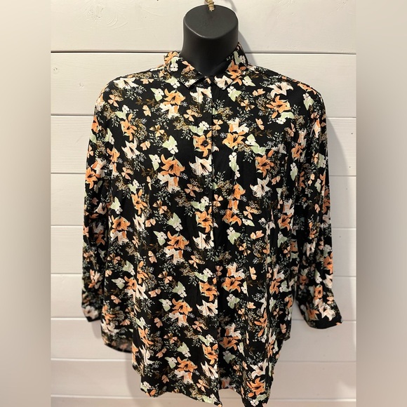 abibelle Tops - ABIBELLE Black Floral Button-Up Shirt – Size XL/XXL